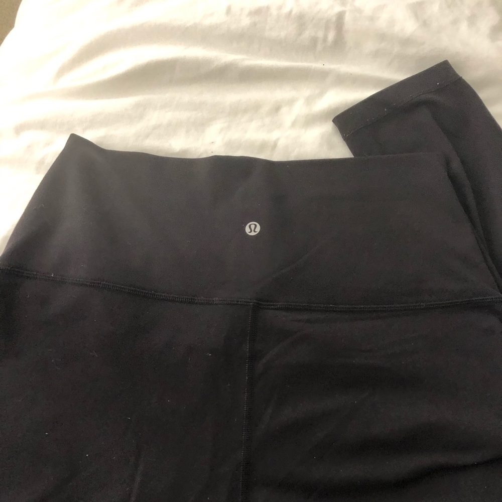 Lululemon SUPER high rise wonder under 25”
